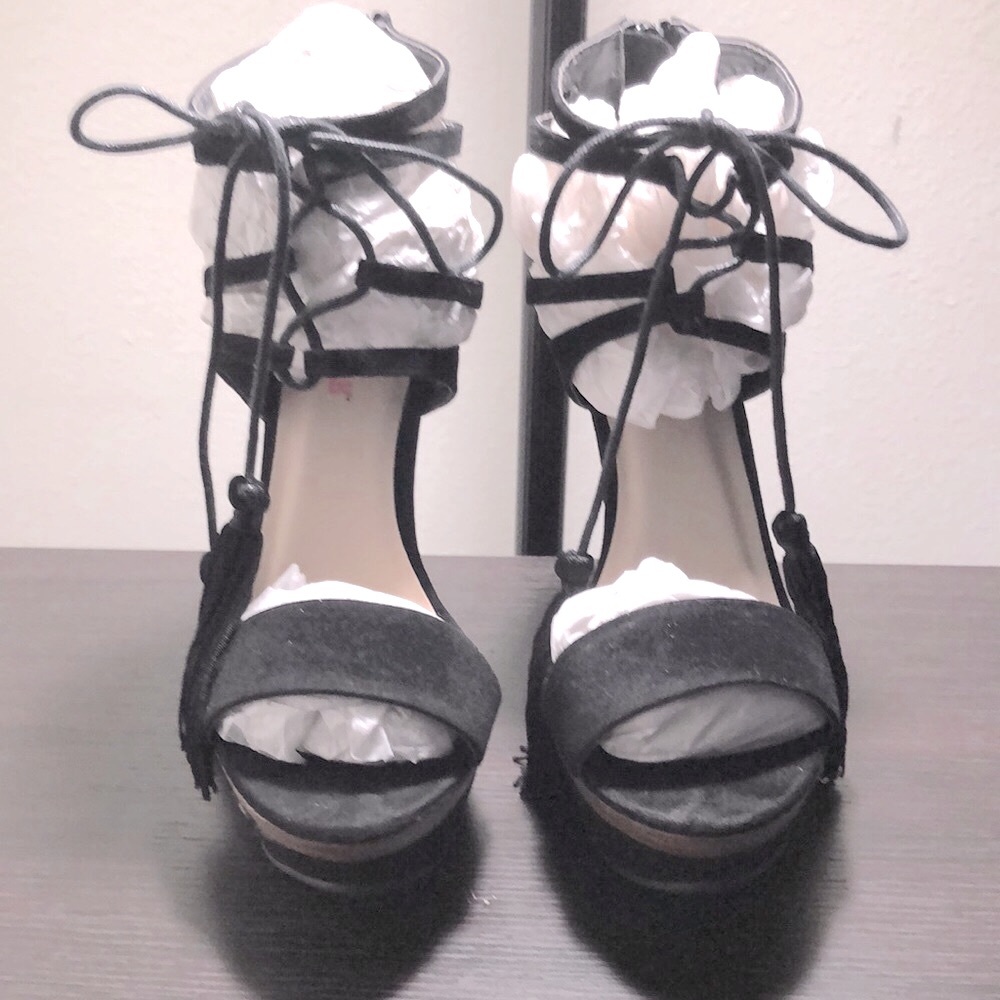 Women wedge